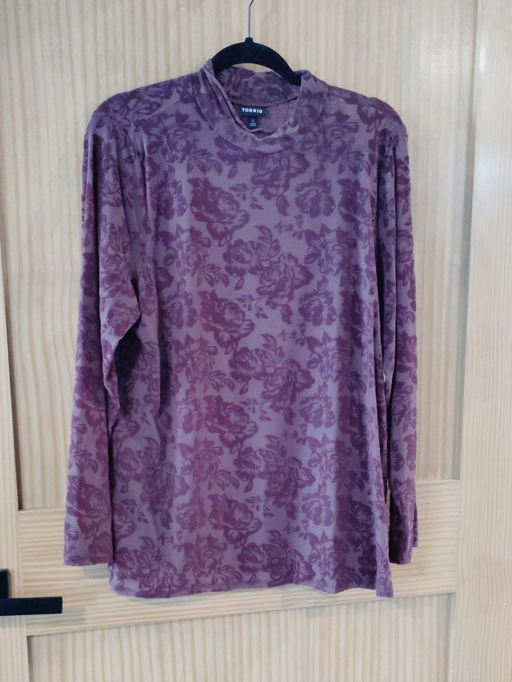1X torrid Dusty Merlo Floral Velvet Burnout Long Sleeve Top